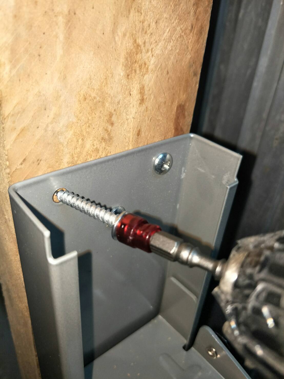 AD17 ชุดดอกไขควงหัวแม่เหล็ก แรงสูง กันสกรูหล่น เวลาไข 5 ดอก เกรด S2