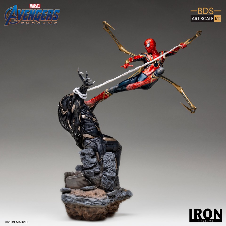 Iron Studios BDS Art Scale 1/10 Avengers: Endgame - Iron Spider Vs Outrider