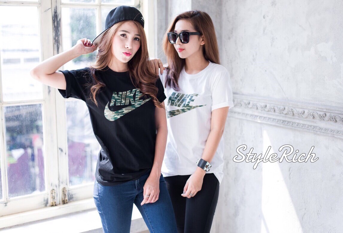 เสื้อยืด NIKE คอกลม สกรีนลายNIKEลายทหาร สวย เท่ ไม่ซ้ำใคร ใส่ได้ตลอด แมทส์ง่าย ใส่สบายๆค่าาา