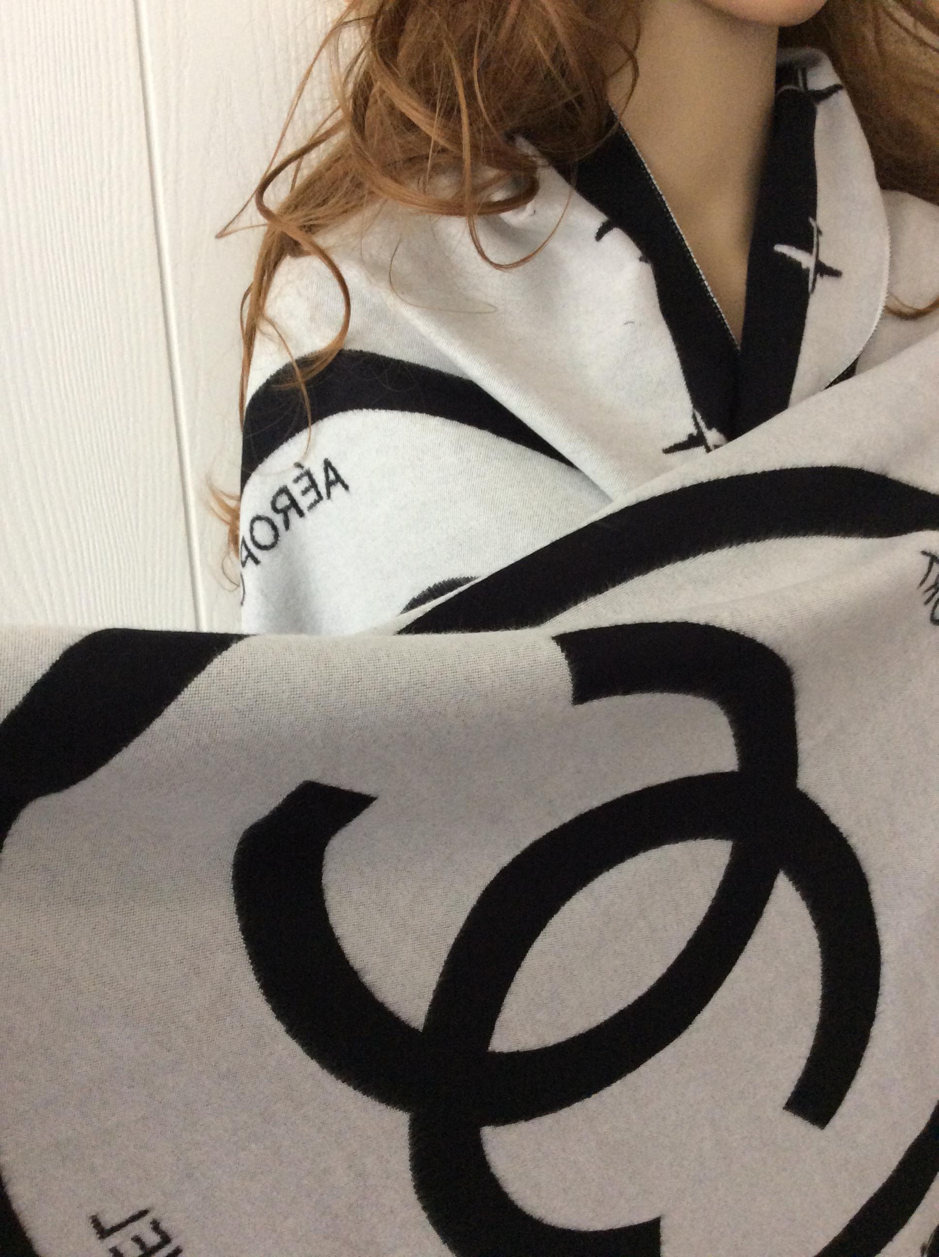 ผ้าคลุมไหล่Gucci ผ้าคลุมผืนใหญ่ใช้ได้2หน้า