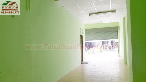 หอพัก 4 ชั้น ตึกน้ำ ซ.บ้านสวน-สุขุมวิท 24/1 แยกชลชาย ถ.สุขุมวิท ต.บ้านสวน อ.เมือง ชลบุรี ทำเลดีมาก ติดถนน มีห้องน้ำในตัวทุกห้อง ชั้นล่างค้าขายดี