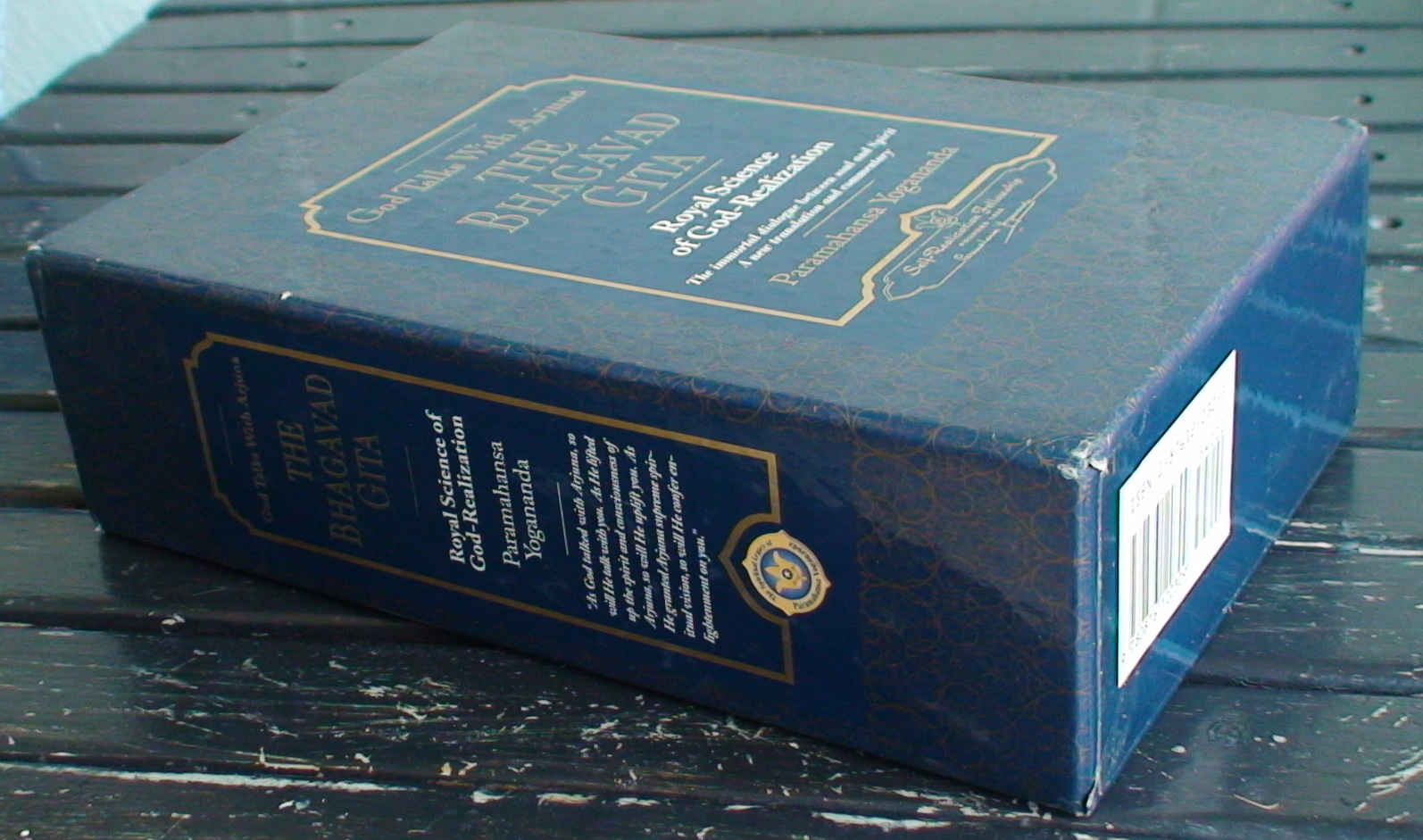 God Talks With Arjuna: The Bhagavad Gita: Royal Science of God Realization (2 Volume Set Hardcover – Box set)