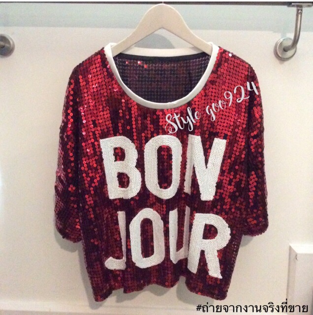 เสื้อปักเลื่อมวิ้งๆสีแดง BON JOUR