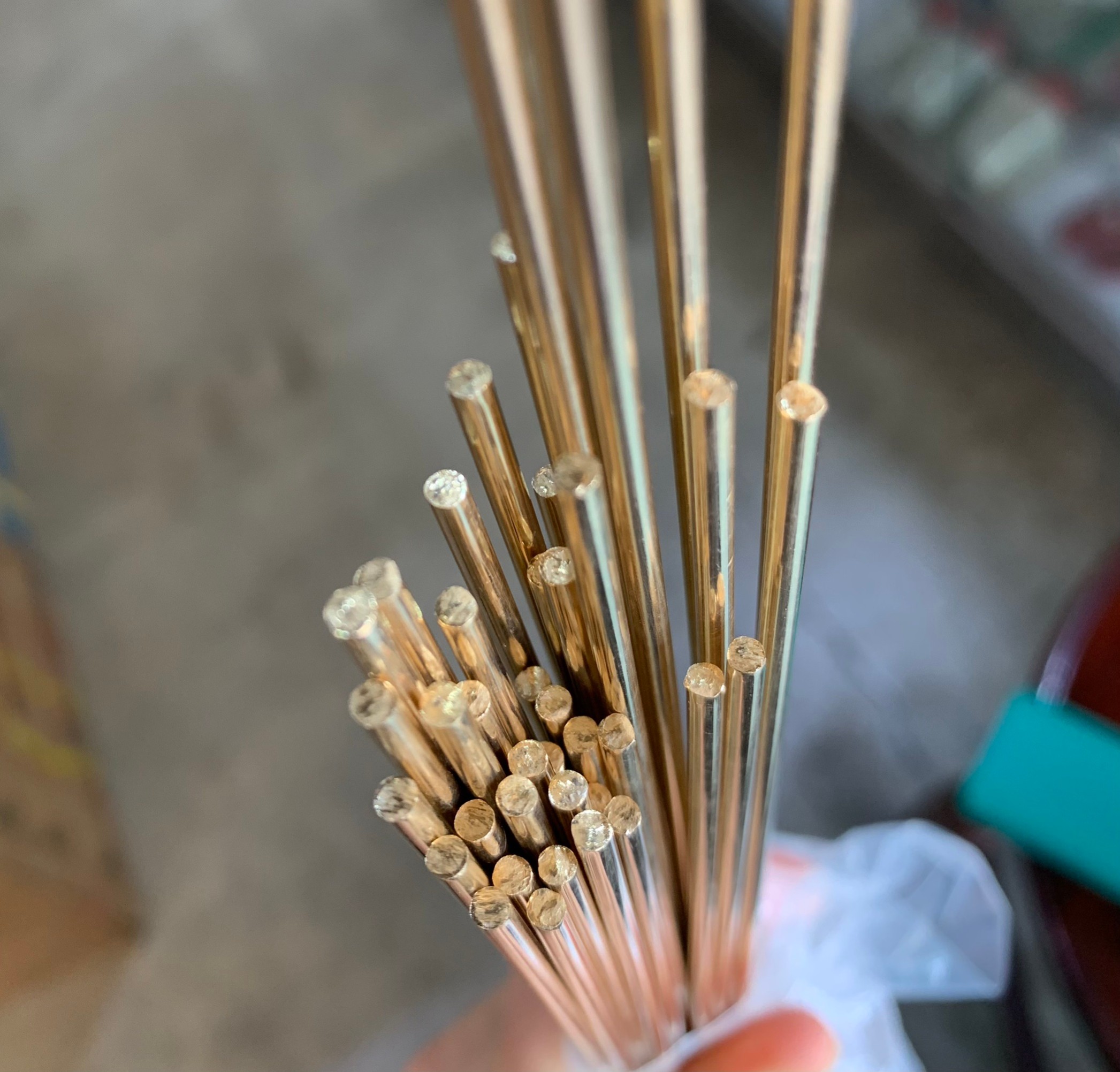 ลวดเชื่อมแก๊สทองเหลือง CHAMP (แบ่งขาย 1 กก)