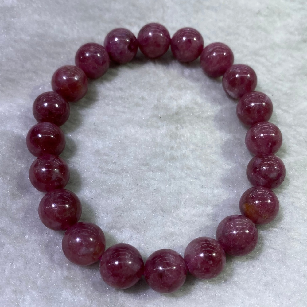พิงค์ทัวร์มาลีน (Pink Tourmaline) 10 มม อัญมณีประจำเดือนตุลาคม สัญลักษณ์ของความรักและความเมตตา ส่งเสริมความสัมพันธ์ที่ดีและนำความสุขและความสุขให้กับผู้สวมใส่