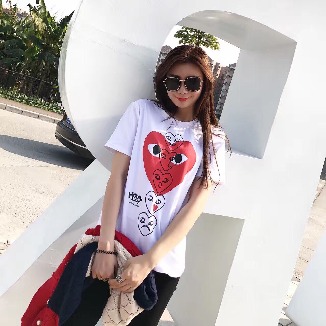 PLAY COMME des GARCONS เสื้อยืดผ้า Cotton เนื้อดี งานพรีเมี่ยมพิมพ์ลายตามต้นแบบ Holiday emoji new collection