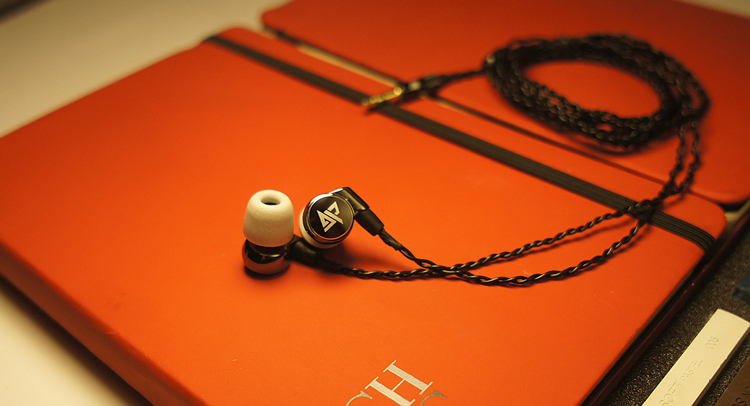 ขาย หูฟัง Auglamour AG-R1