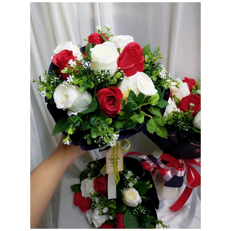 ช่อดอกกุหลาบแห้ง สีแดงขาว