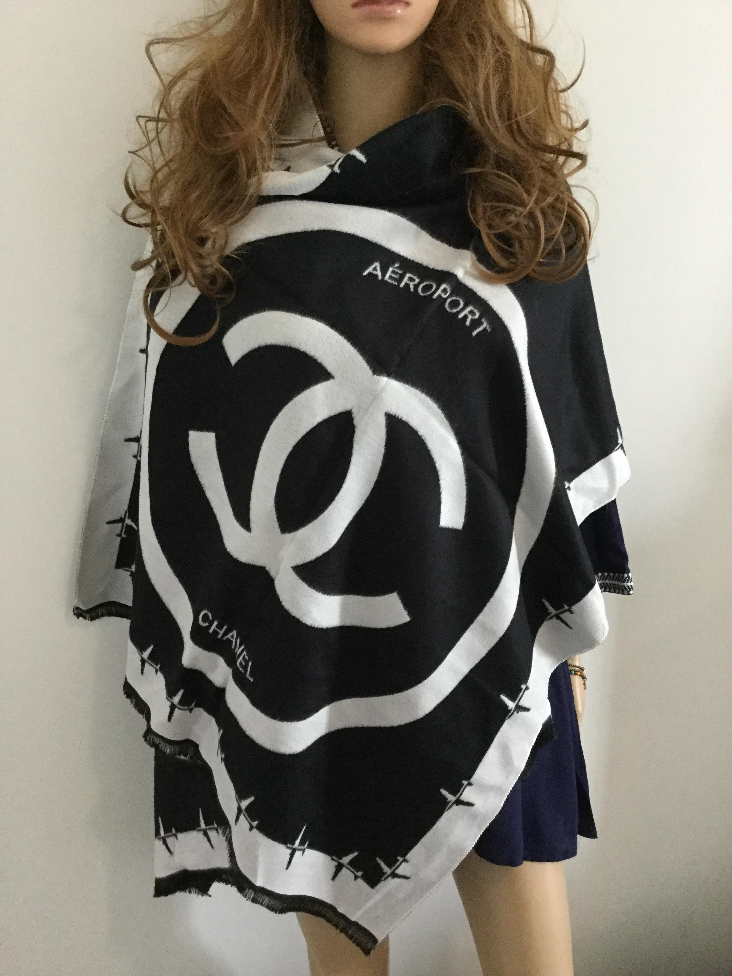 ผ้าคลุมไหล่Gucci ผ้าคลุมผืนใหญ่ใช้ได้2หน้า