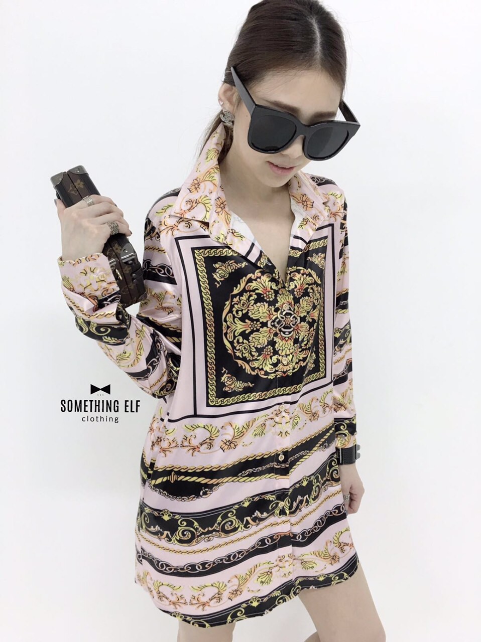 เดรสเชิ้ตแขนยาว Givenchy เนื้อผ้าดี ลื่นมันเงา ลายชัด หน้าสั้นหลังยาว