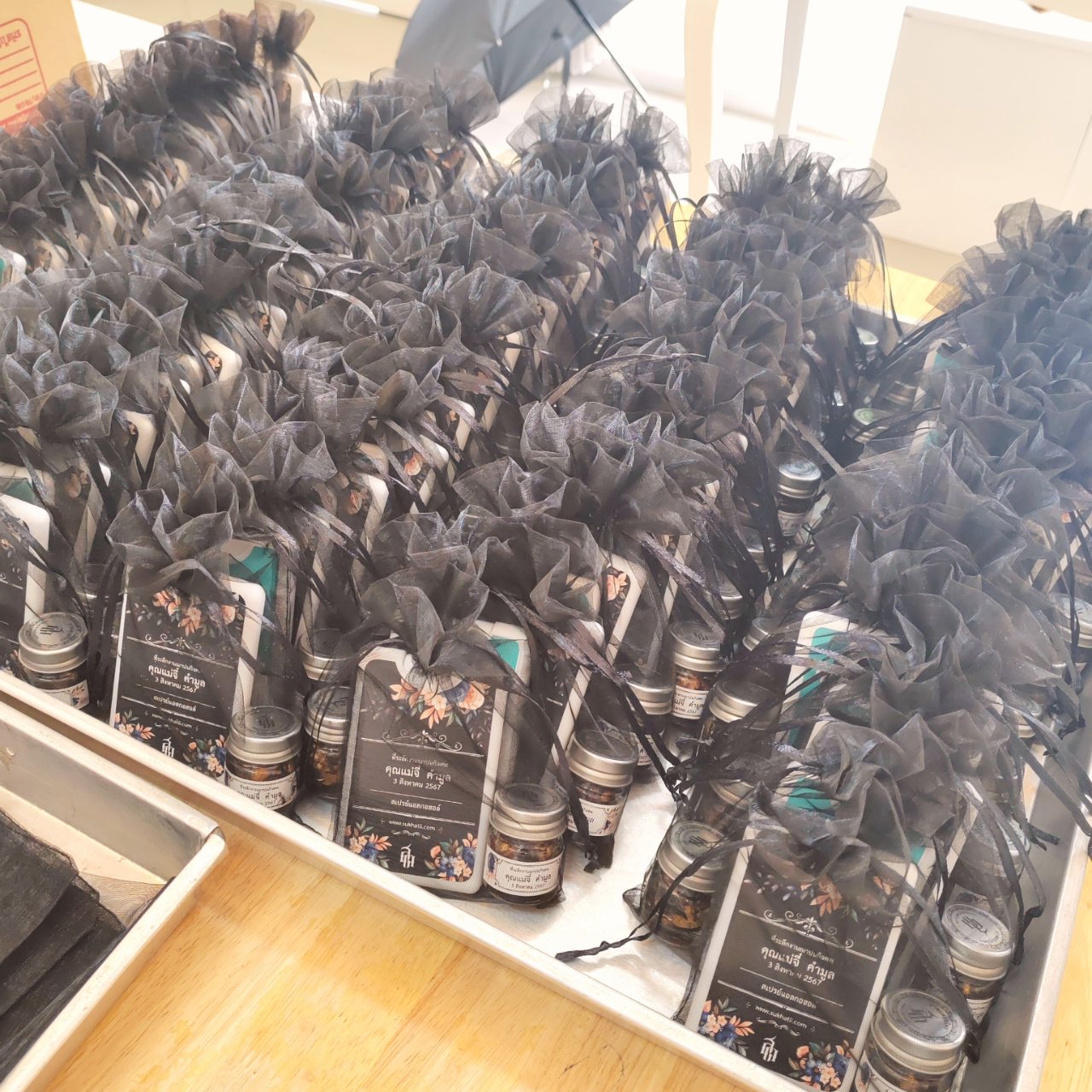 SET 02 ( ถุงผ้าแก้ว + สเปร์ย + ยาดมเล็ก ) ราคานี้ต่อจำนวน 100ชุด