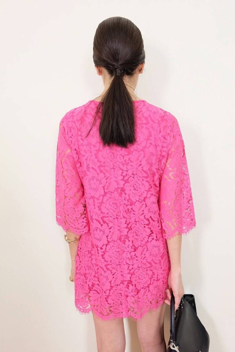 Luxe Lace Dress เดรสผ้าลูกไม้สีชมพู งานสวย มีซับในอย่างดีทั้งตัวค่ะ