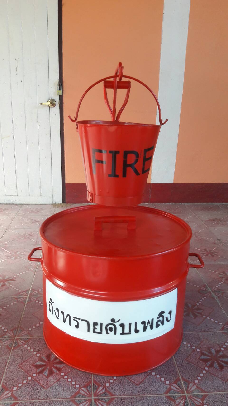 ถังทรายดับเพลิง