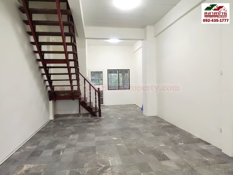 ทาวน์เฮ้าส์ 3 ชั้น ม.สุภาวัลย์ ซ.หทัยราษฎร์ 6 รามอินทรา คลองสามวา กรุงเทพฯ บ้านสวย พร้อมอยู่ ทำเลต้นโครงการ