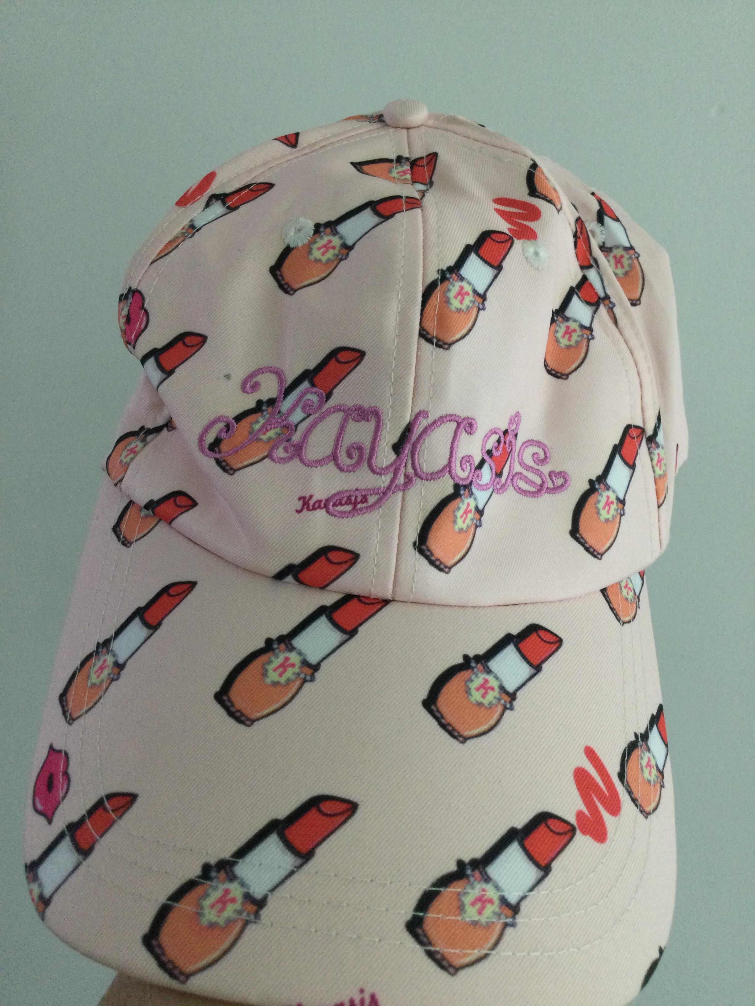 หมวกแฟชั่นแบบดาราใส่