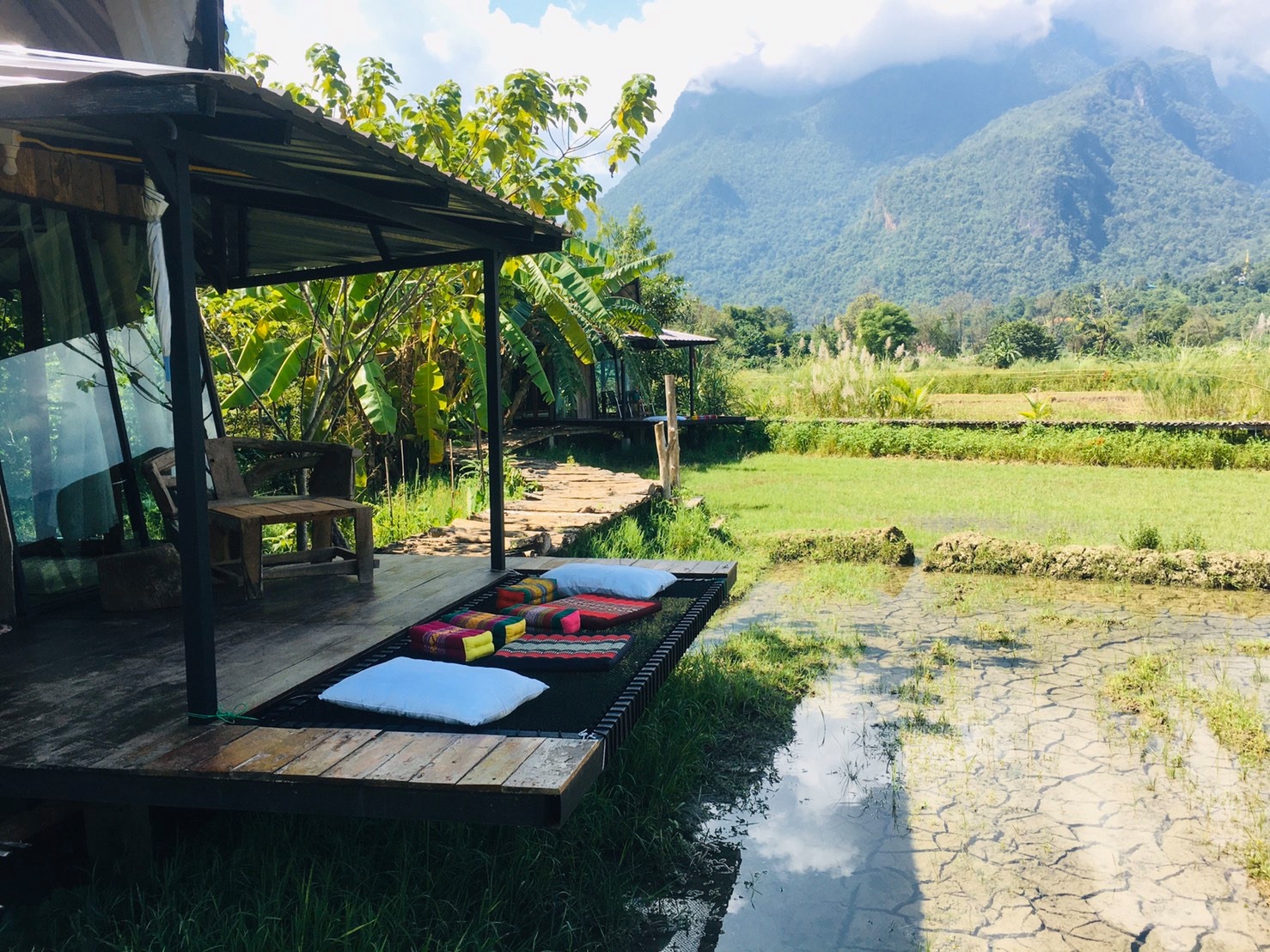 เปลนอนคาเฟ่