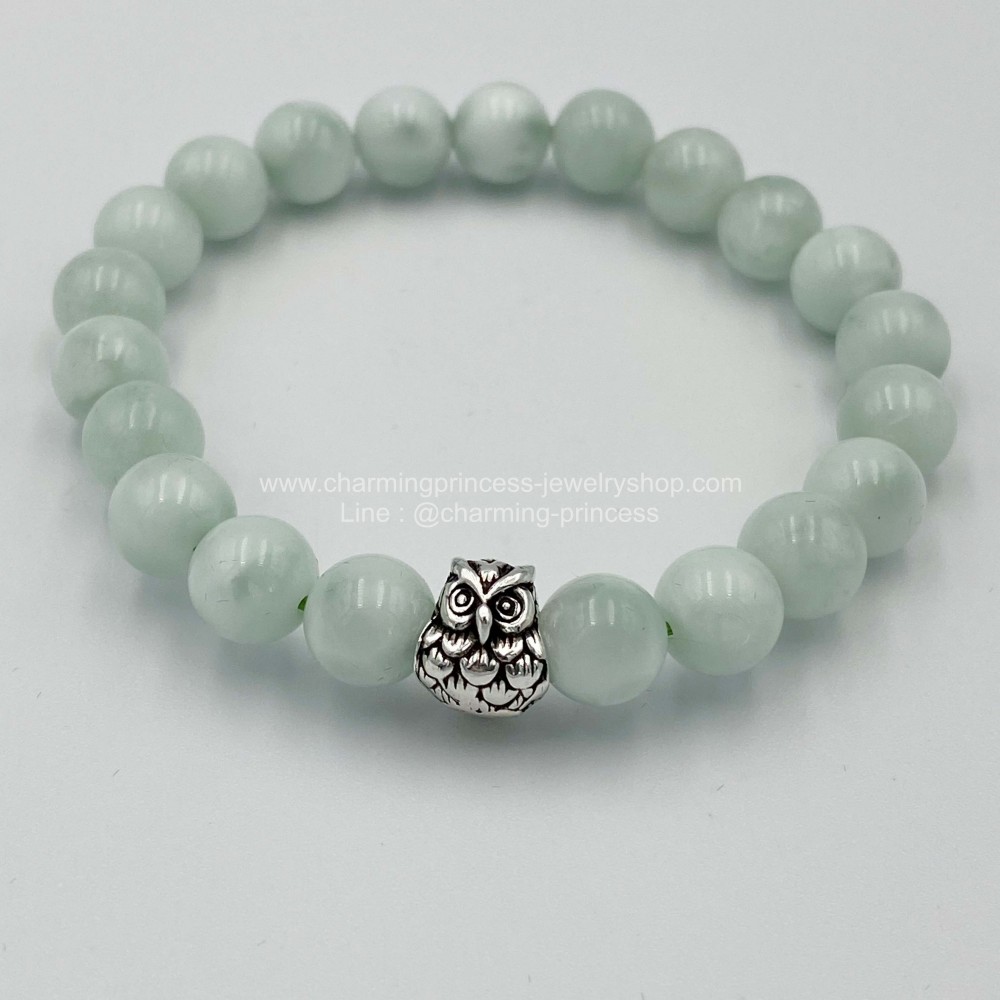 Green Angelite แองเจิลไลท์สีเขียว 8 มม หินของความคิดสร้างสรรค์ หินแห่งการหยั่งรู้ การปรากฏของสิ่งเตือนภัย ซึ่งเปรียบเสมือนมีเครื่องรางบอกเหตุ พร้อม นกฮูกเงินแท้ นกฮูกได้ชื่อว่าเป็นสัตว์แห่งปัญญา ความสุขุมรอบคอบและความร่ำรวย