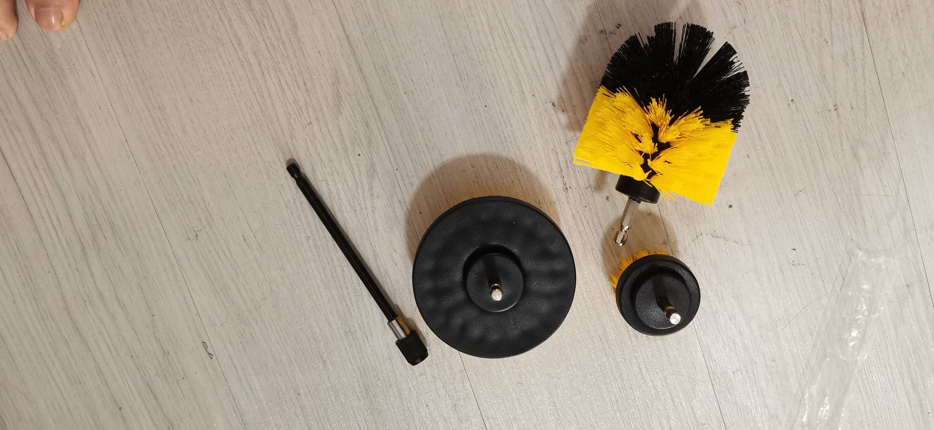 OT224 ชุดแปรงขัดสำหรับต่อสายแบ็ต สว่านไร้สาย *** ไม่ได้แถมสว่าน