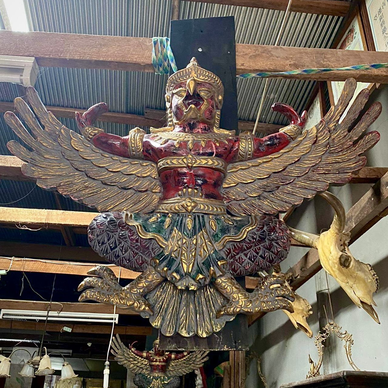 ครุฑไม้สัก องค์ใหญ่ ขนาด1เมตร ครุฑไม้แกะสลัก
