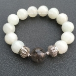 Rutilated Quartz Black ไหมดำ หรือ แก้วขนเหล็ก 13 มม Moonstone มูนสโตน 12 มม บันดาลความเจริญรุ่งเรือง แคล้วคลาดปลอดภัย ประดับ CZ รูปมงกุฎสวยสง่า