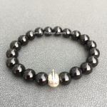 Black Onyx Matt โอนิกซ์ดำแบบด้าน 8 mm ช่วยขจัดปัญหา ความวุ่นวายใจ ประดับปลาทองเงินแท้แสนรู้