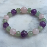 Green Aventurine, Amethyst and Rose Quartz เหมาะสำหรับคนทำงานประเภท Creative and Account Executive เพิ่มจินตนาการในการทำงาน ลดความเครียด กระชับความสัมพันธ์อัดีกับคนรอบข้าง