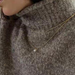 “เช็คสินค้าทัก line ก่อนโอนนะคะ”สร้อยคอสำหรับผิวแพ้ง่าย Unos สองเส้นในเส้นเดียว ประดับมุก_NT353C