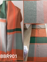 ผ้าพันคอ ผ้าคลุมไหล่แฟชั่น ลายบูลเบอรี่