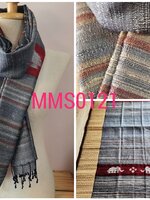 ผ้าพันคอ-ผ้าคลุมไหล่ไหมบ้านแท้ทอมือ ลายมัดหมี่-มัดย้อม