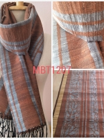ผ้าคลุมไหล่ ไหมแท้ทอมือ ลายบาติก /Thai Silk Hand-woven Batik Shawls