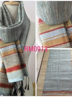 ผ้าคลุมไหล่ ไหมแท้ทอมือ ลายสี่เส้น/สายฝน Thai Silk Hand-woven Shawls