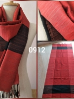 ผ้าพันคอ-ผ้าคลุมไหล่ ไหมแท้ทอมือ พร้อมกล่องผ้าไหม