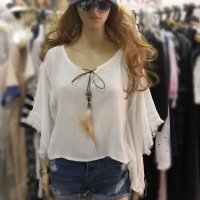 เสื้อโบฮีเมียน ทรงปีกค้างคาว สีขาว