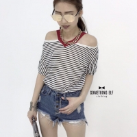 เสื้อยืดไหมพรมบาง เสื้อยืดลายริ้ว สีแดง