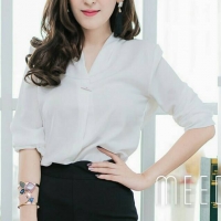 เสื้อเชิ้ตสไตล์ Zara เสื้อแขนยาวคอวี สีขาว