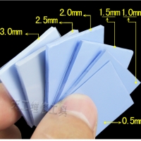 แผ่นซิลิโคนฮีทซิ้งค์ ขนาด30x30mm หนา 1mm