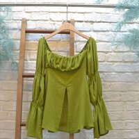 เสื้อแบบคุณเต้ยใส่ สีเขียว