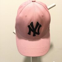 หมวกแก๊ป NY สีชมพู