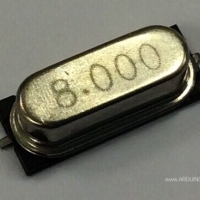 8 MHz Crystal Oscillator