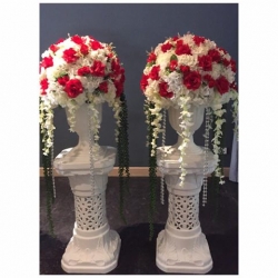 กระถางดอกไม้โรมัน พร้อมเสาโรมัน