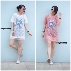 เดรสแขนสั้น ตัวใน เป็นผ้าลูกไม้พร้อมสกรีน รูปหน้าเสื้อ เก๋ๆๆ ข้างนอกแต่งผ้าแก้ว งานจริงสวยมากค่ะ