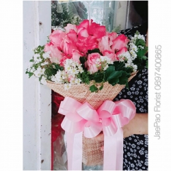 ช่อดอกกุหลาบ สีชมพู