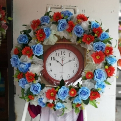 พวงพรีดนาฬิกา ดอกไม้ประดิษฐ์ (Wreath)