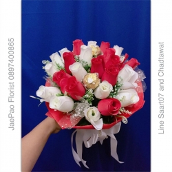 ช่อดอกกุหลาบแดงแห้ง วาเลนไทน์