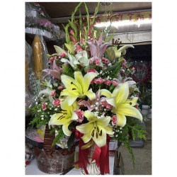 แจกันดอกไม้สด ทรงสูง