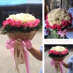 ช่อดอกกุหลาบสีขาวชมพู