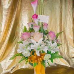 แจกันดอกไม้แห้งทรงสูง