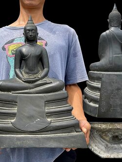 พระบูชาหลวงพ่อโสธร วัดโพรงอากาศ ฉะเชิงเทรา 9นิ้ว ทองเหลือง