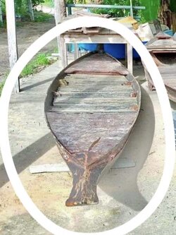 เรือหมูโบราณไม้ตะเคียนเก่า ยาว9ศอก อายุราว60ปี สภาพสวยสมบูรณ์