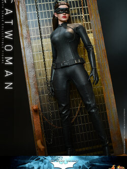 Hot Toys MMS627 1/6 The Dark Knight Trilogy - Catwoman
